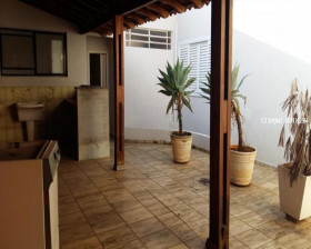 Imóvel com 3 Quartos para Alugar, 276 m² em Vila Municipal - Jundiaí