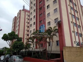 Apartamento com 2 Quartos para Alugar, 50 m² em Itaquera - São Paulo