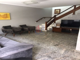 Casa com 3 Quartos à Venda, 164 m² em Vila Tijuco - Guarulhos