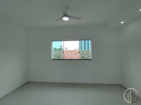 Casa com 2 Quartos à Venda, 93 m² em Estuário - Santos