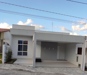 Casa com 3 Quartos à Venda, 180 m² em Sim - Feira De Santana