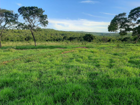 Fazenda à Venda, 830 m² em área Rural De Unaí - Unaí