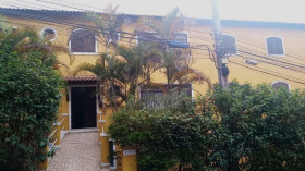 Apartamento com 1 Quarto à Venda, 60 m² em Correas - Petrópolis