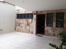 Imóvel com 3 Quartos à Venda, 174 m² em Piracicamirim - Piracicaba