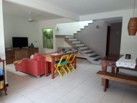 Casa com 3 Quartos à Venda, 199 m² em Vargem Grande - Rio De Janeiro