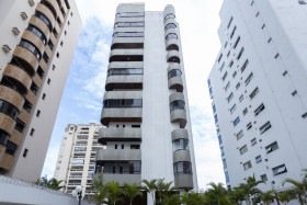 Apartamento com 4 Quartos à Venda, 207 m² em Indianópolis - São Paulo