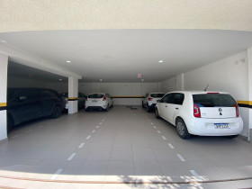 Sala Comercial à Venda, 204 m² em Fazenda - Itajaí