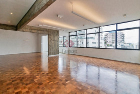 Apartamento com 3 Quartos à Venda, 240 m² em Higienópolis - São Paulo