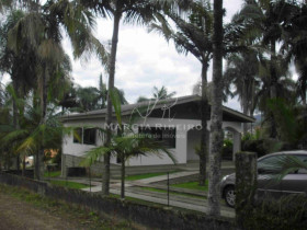 Casa com 3 Quartos à Venda, 183 m² em Rio Maina - Criciúma