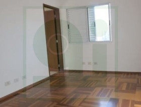 Sobrado com 4 Quartos à Venda, 321 m² em Vila Campesina - Osasco