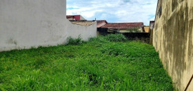 Terreno à Venda, 250 m² em Parque Das Arvores - Guaratinguetá