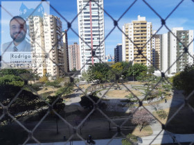 Apartamento com 2 Quartos à Venda,  em Parque Residencial Aquarius - São José Dos Campos