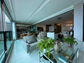 Apartamento com 4 Quartos à Venda, 235 m² em Horto Florestal - Salvador