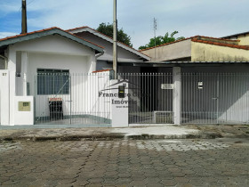 Casa com 2 Quartos à Venda, 70 m² em Santo Antônio - Lorena