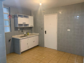 Apartamento com 2 Quartos para Alugar, 98 m² em Mooca - São Paulo