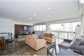 Apartamento com 2 Quartos à Venda, 146 m² em Panamby - São Paulo