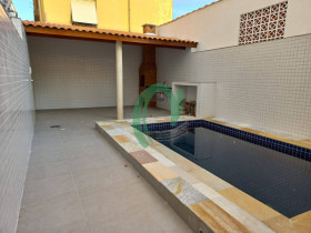 Casa com 3 Quartos à Venda, 270 m² em Campo Grande - Santos