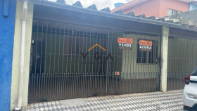 Casa com 2 Quartos para Alugar, 137 m² em Vila Nhocune - São Paulo
