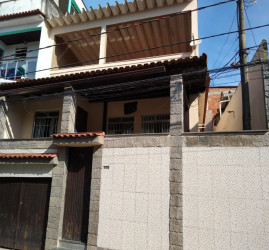 Casa com 4 Quartos à Venda, 200 m² em Taquara - Rio De Janeiro