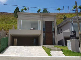 Casa com 3 Quartos à Venda, 303 m² em Parque Sinai - Santana De Parnaíba