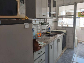 Apartamento com 1 Quarto à Venda, 50 m² em Cambuí - Campinas
