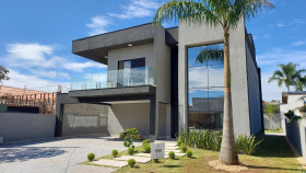 Casa com 4 Quartos à Venda, 600 m² em Usina - Atibaia