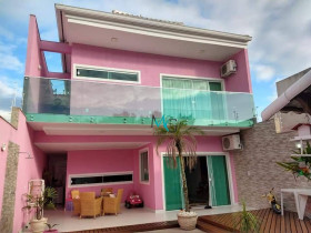 Casa com 2 Quartos à Venda, 128 m² em Cosmos - Rio De Janeiro