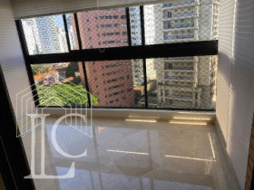 Apartamento com 3 Quartos à Venda, 126 m² em Vila Nova Conceição - São Paulo