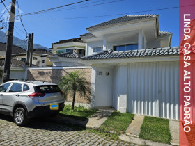Casa com 3 Quartos à Venda, 240 m² em Vargem Pequena - Rio De Janeiro