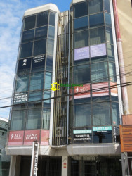 Sala Comercial à Venda,  em Menino Deus - Porto Alegre