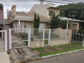 Casa com 3 Quartos à Venda, 104 m² em Parque Da Matriz - Cachoeirinha