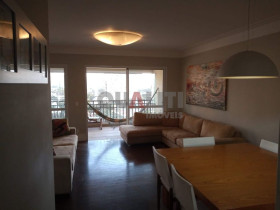 Apartamento com 3 Quartos para Alugar, 172 m² em Brooklin - São Paulo