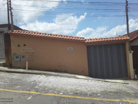 Sobrado com 2 Quartos à Venda, 130 m² em Estância São José - Poços De Caldas