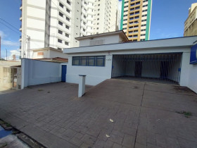 Casa com 3 Quartos à Venda, 248 m² em Centro - Piracicaba
