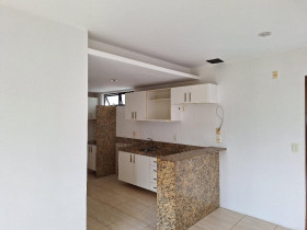 Apartamento com 2 Quartos para Alugar, 10 m² em Poço - Recife
