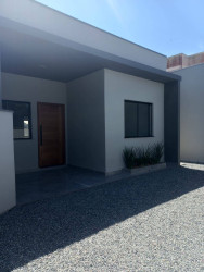 Casa com 2 Quartos à Venda,  em Quinta Dos Açorianos - Barra Velha