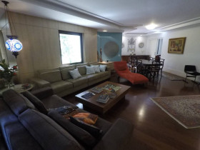 Apartamento com 4 Quartos à Venda, 240 m² em Higienópolis - São Paulo