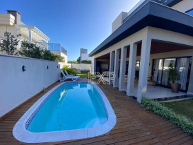 Casa com 3 Quartos à Venda, 324 m² em Vargem Pequena - Florianópolis