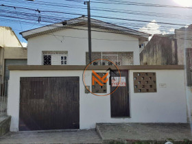 Casa com 3 Quartos para Alugar, 200 m² em Boa Vista - Garanhuns