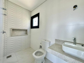 Casa com 5 Quartos à Venda, 270 m² em -- - Capao Da Canoa