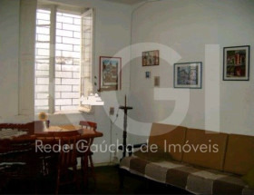 Casa com 4 Quartos à Venda, 190 m² em Menino Deus - Porto Alegre