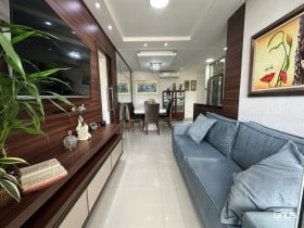 Apartamento com 3 Quartos à Venda, 100 m² em Jardim Cidade De Florianópolis - São José