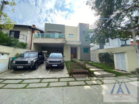 Casa de Condomínio com 3 Quartos à Venda, 244 m² em Vila Oliveira - Mogi Das Cruzes