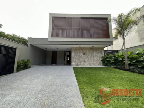 Casa com 4 Quartos à Venda, 335 m² em Riviera De São Lourenço - Bertioga