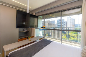 Apartamento com 1 Quarto à Venda,  em Moema - São Paulo