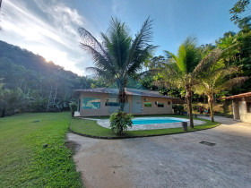 Chácara com 3 Quartos à Venda, 48.051 m² em Bracuí - Angra Dos Reis
