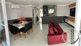 Casa com 3 Quartos à Venda, 188 m² em Enseada - Guarujá