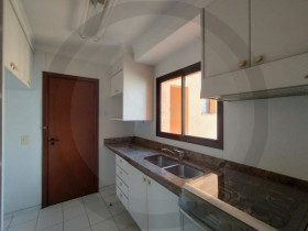 Apartamento com 4 Quartos à Venda, 370 m² em Morumbi - São Paulo