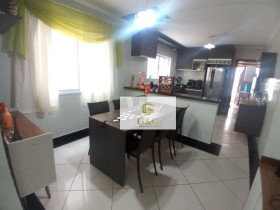 Sobrado com 3 Quartos à Venda, 161 m² em Aviação - Praia Grande