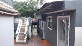 Casa com 2 Quartos para Alugar, 125 m² em Rio Pequeno - São Paulo